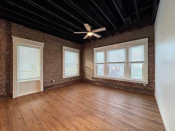 3rd image of 2201 Lexington Ave #C