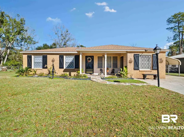 2618 Serigny Dr, Mobile, AL 36605