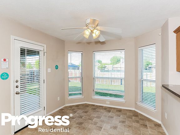5th image of 938 Morgan Dr