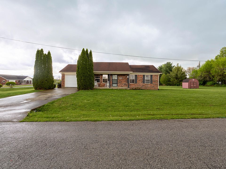 1st image of 132 Brewer Dr