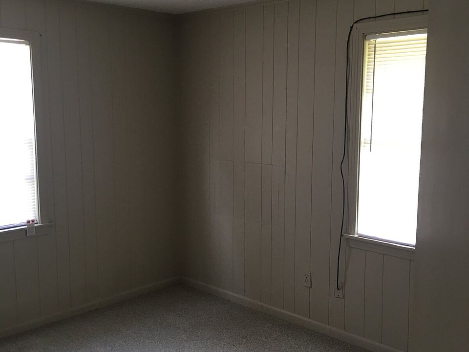 2nd image of 5715 Sulphur Springs Rd