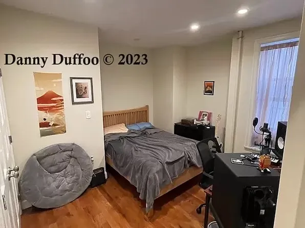 298 Metropolitan Avenue image 1 of 1