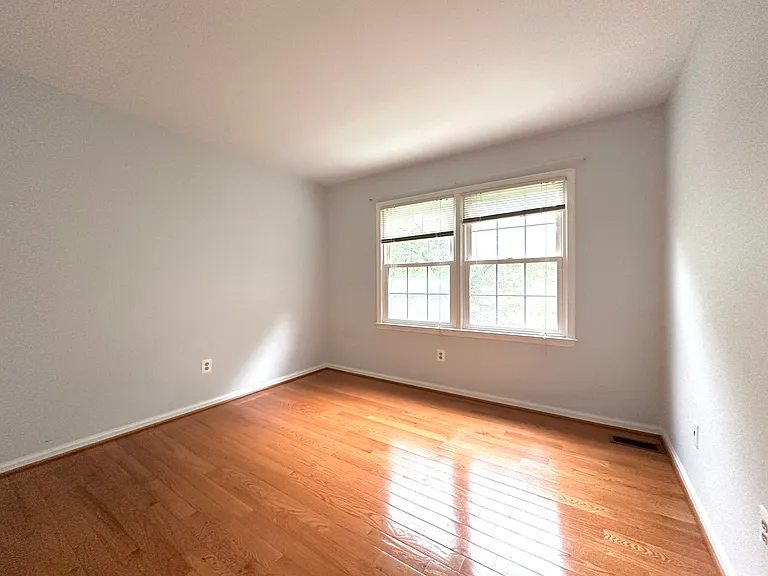 5127 Kenside Ct — Photo 31