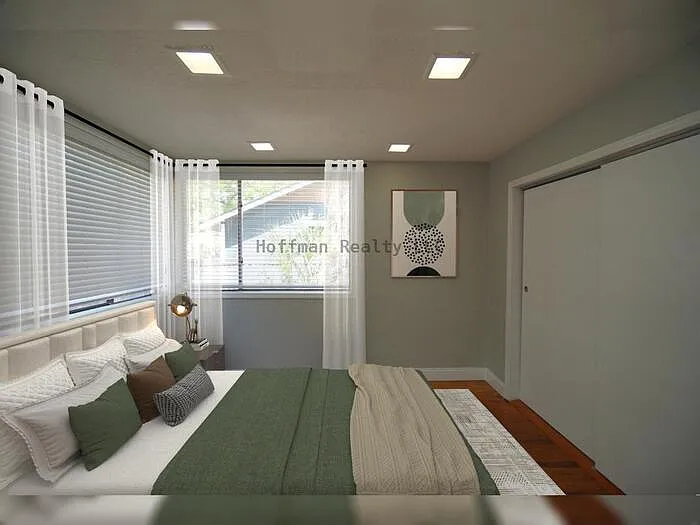 916 E 25th Ave — Photo 6