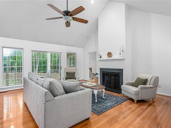 5th image of 7187 Johns Point Ct