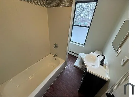 36 S 12th St #3 — Photo 2