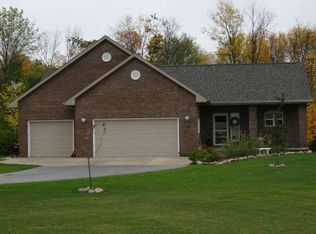 3035 S Whistling Wind Dr, De Pere, WI 54115