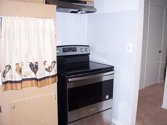 5th image of 1518 Arrowhead Dr