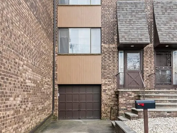 (undisclosed Address), Staten Island, NY 10305