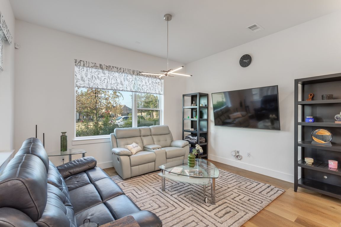 next background image