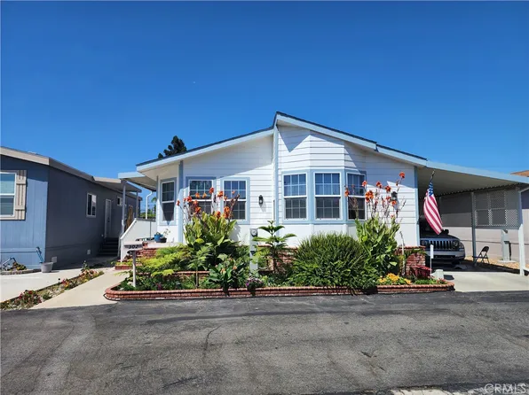 302 Magpie Ln, Fountain Valley, CA 92708