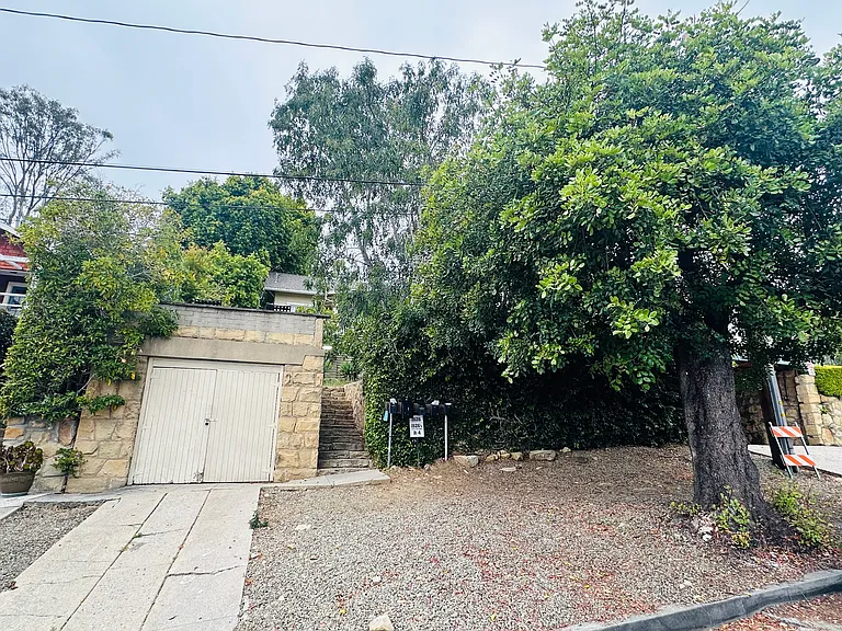 1826 Loma St #4 — Photo 1