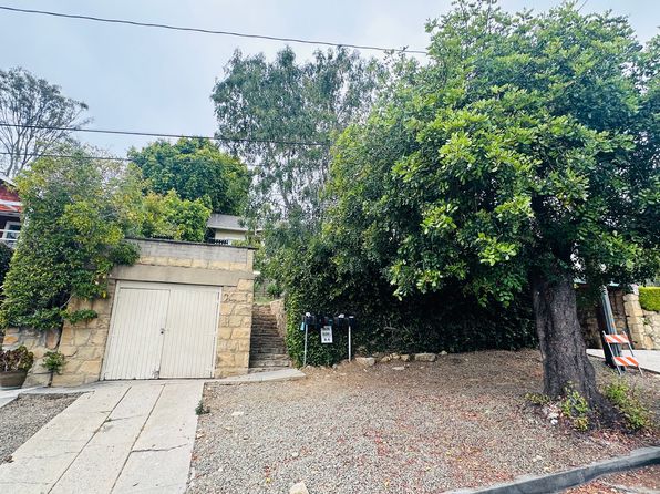 1826 Loma St #4