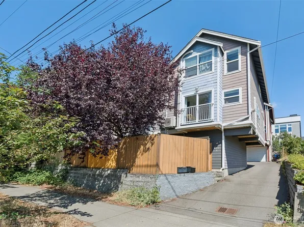 516 N 46th Street #A, Seattle, WA 98103