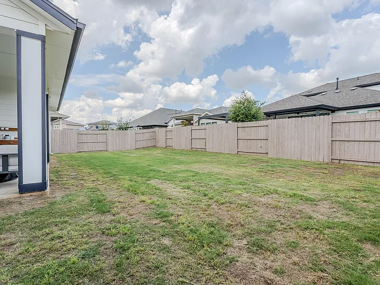 Edmondson Bnd — Photo 35