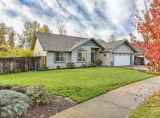 2083 SW Ford St, Grants Pass, OR 97526
