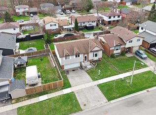 98 Cobblehill Rd, Halton Hills, ON L7J2N6
