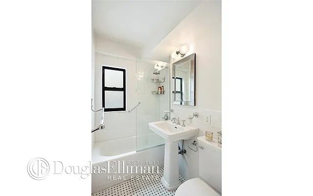Sold by Douglas Elliman | media 14