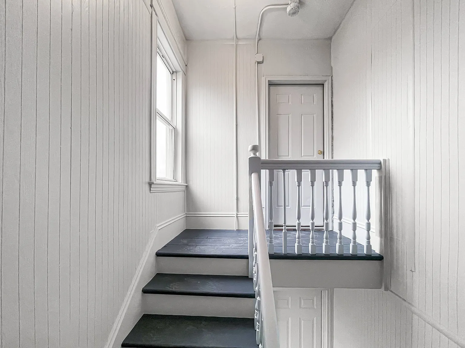 2 bed, 1200 sqft, $1,700 — Photo 2