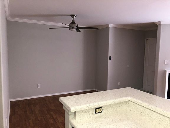 2nd image of 12659 Moorpark St APT 18