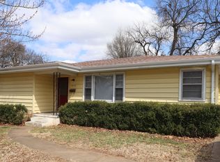 1912 S Broadway Ave, Springfield, MO 65807