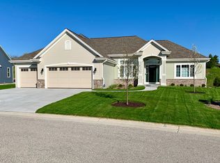 21776 N Weather Edge Cir, Lannon, WI 53046