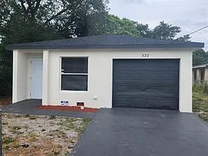 4 bed, 2.0 bath, 1250 sqft, $2,500 — Photo 2