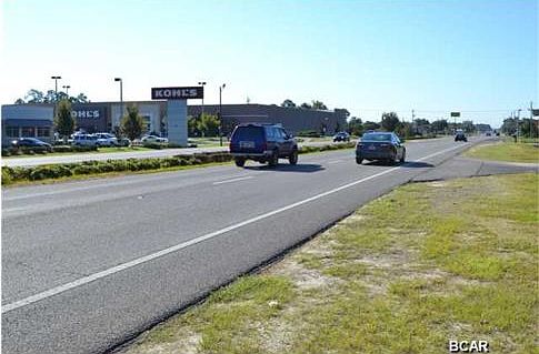 4th image of 2713 Hwy 77