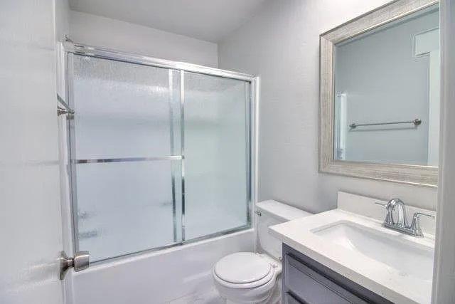 1365 Newport Ave #203 — Photo 9
