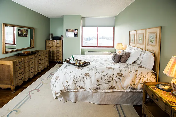 Sold by Owner | media 3