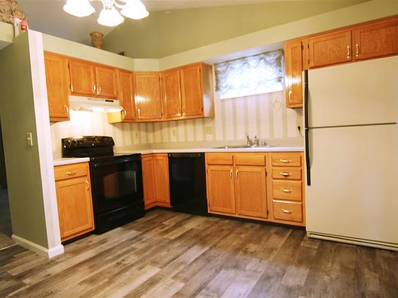 5th image of 7418 Sterling Springs Way