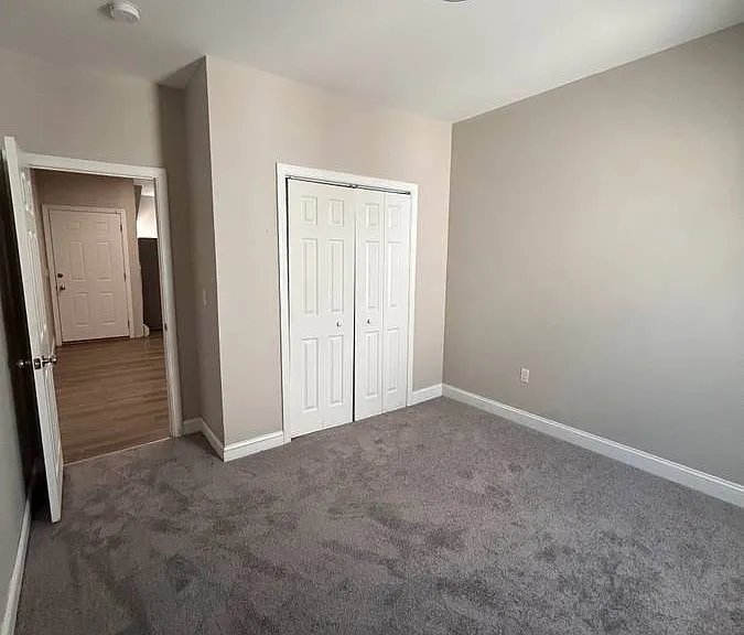 575 Broad St #3 — Photo 4