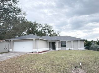 933 SW 7th Ave, Cape Coral, FL 33991