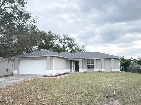 933 SW 7th Ave, Cape Coral, FL 33991