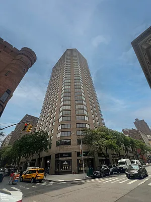 Rented by Brown Harris Stevens | media 20