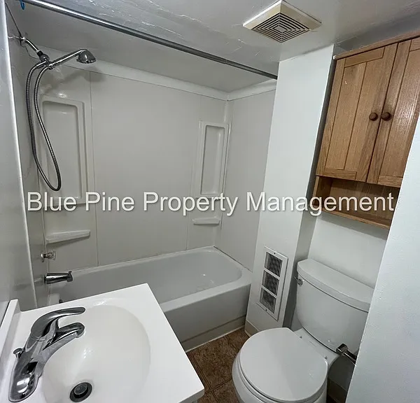 743 May St — Photo 18