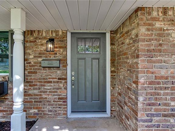 4th image of 5816 Wessex Ave