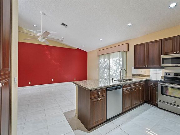 2nd image of 10860 Fairmont Village Dr