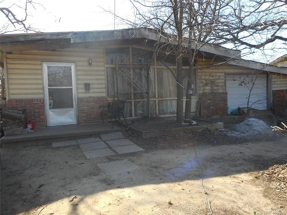 1st image of 814 E Taylor Ave
