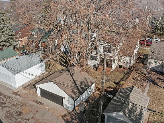 4th image of 1132 Iowa Ave W