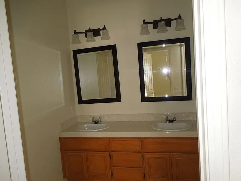 32084 Paseo Parallon — Photo 49