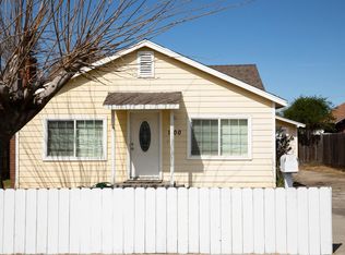 1100 W H St, Oakdale, CA 95361