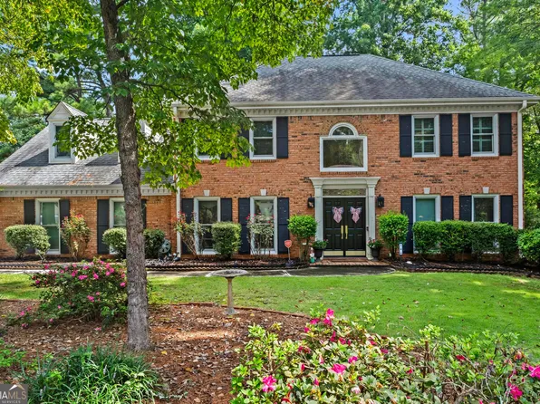 140 N Lakeside Dr NW, Kennesaw, GA 30144