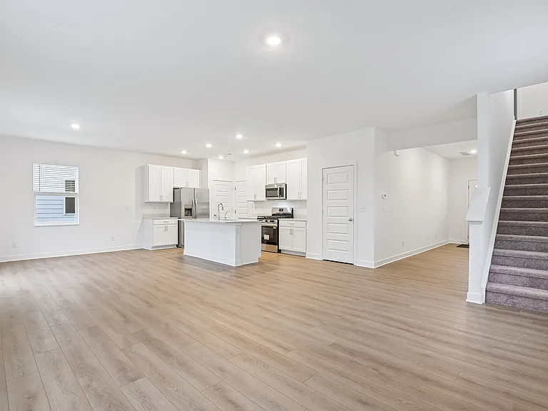 15274 Farrington Way — Photo 21