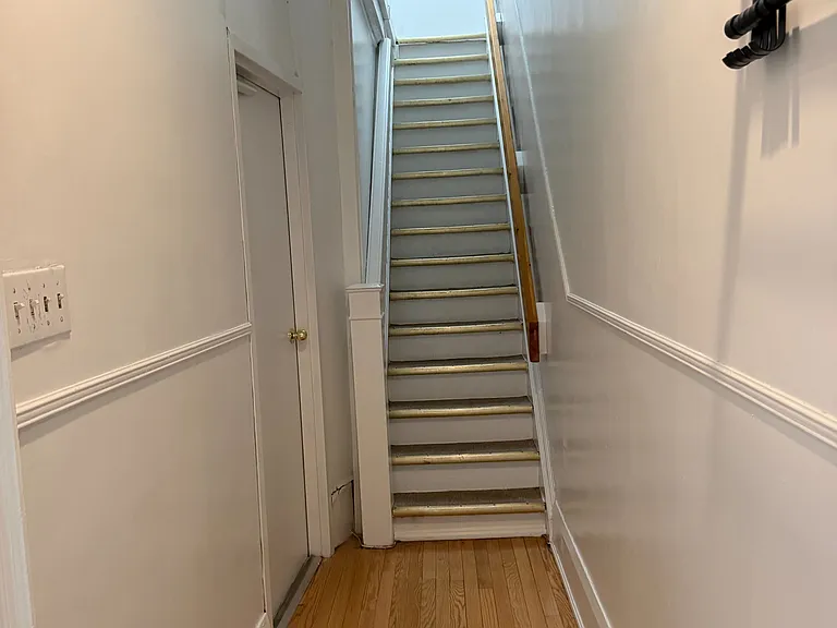 743 Euclid Ave #2 — Photo 2