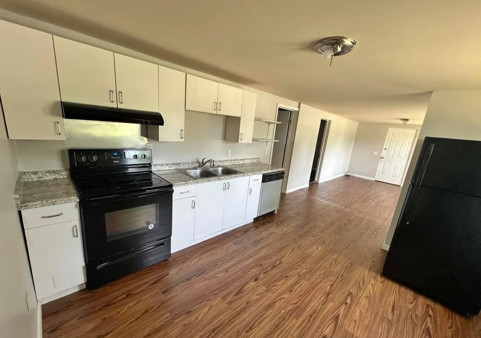61 N Gregory St | 4 — Photo 1