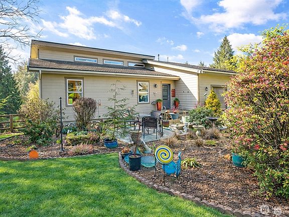 2nd image of 3145 Brown Road