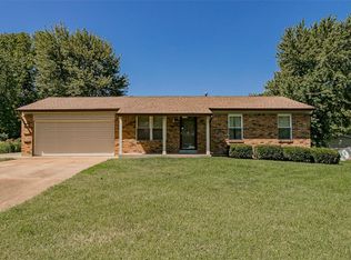 3747 Saint Kevin Park Dr, Saint Ann, MO