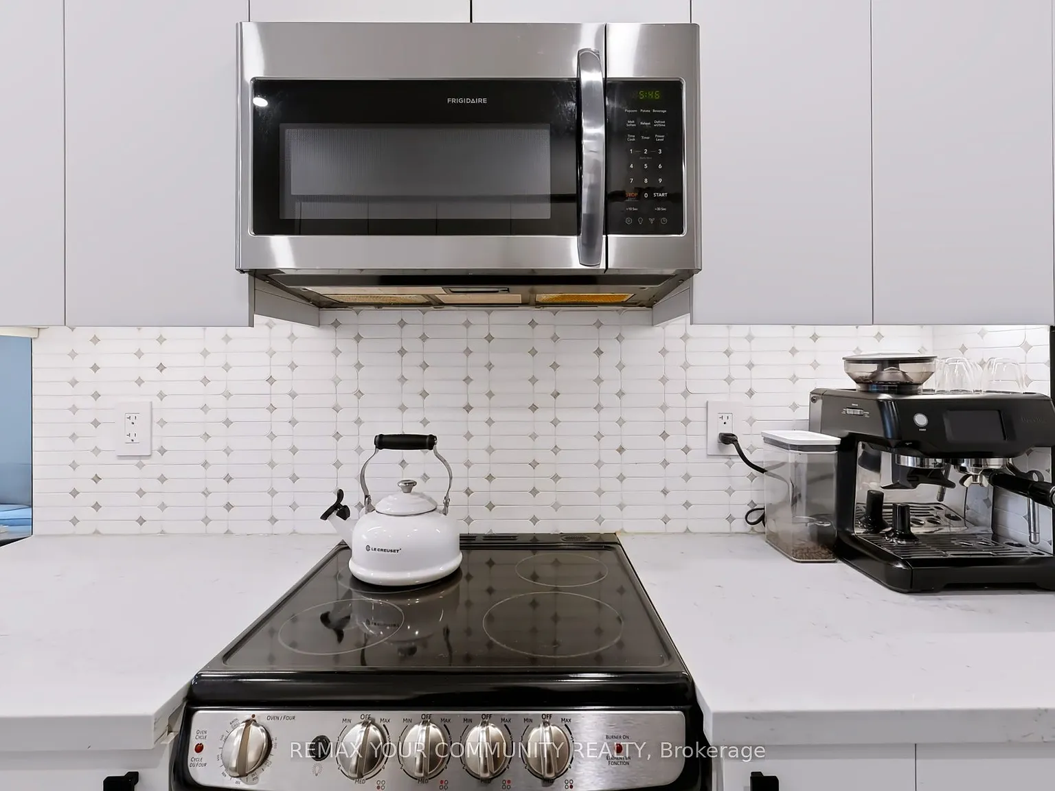 1 bed, $2,600 — Photo 4