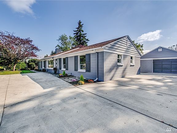 5th image of 8022 Steilacoom Blvd SW